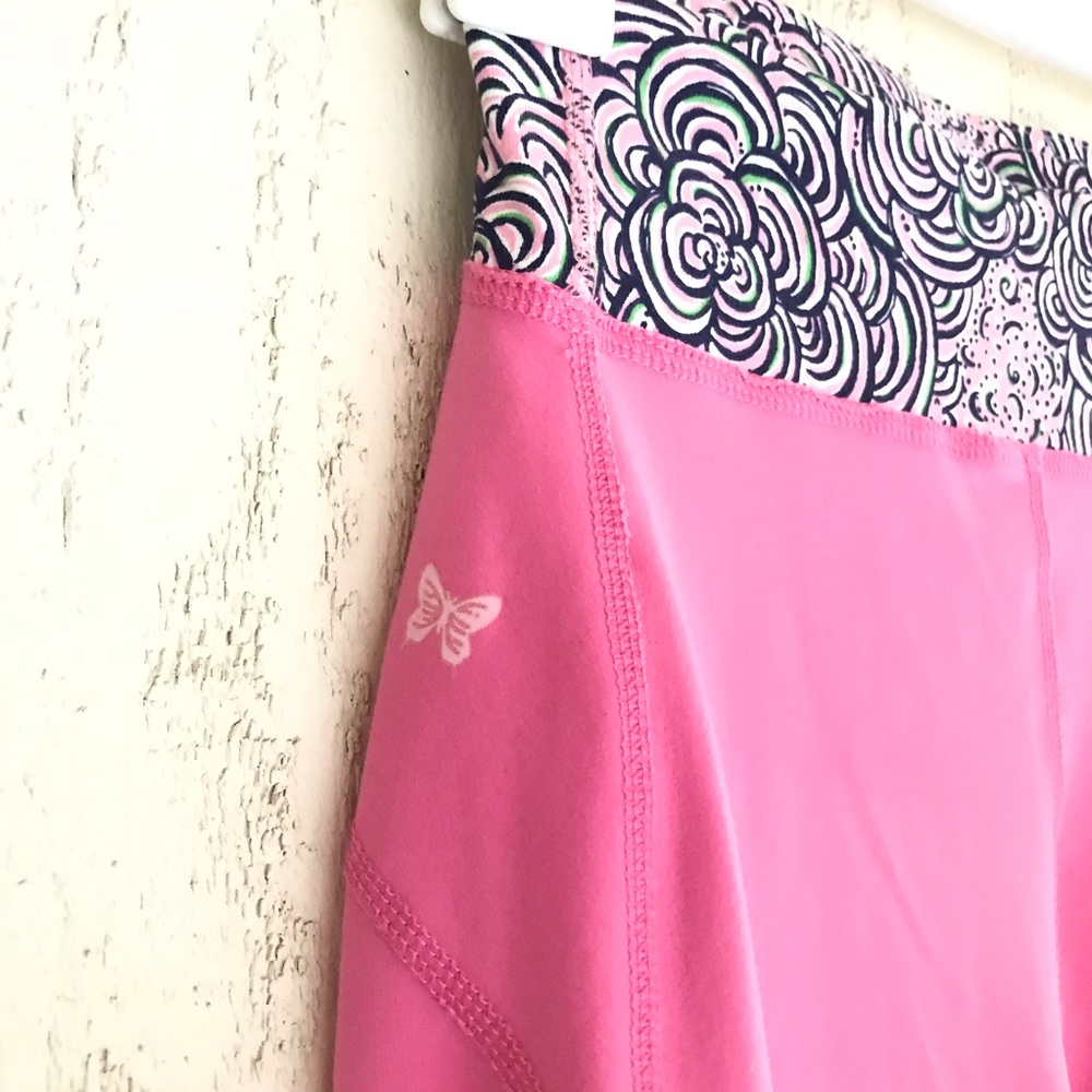 Lily Pulitzer Pink Cropped Capri Yoga leggings. - Picture 4 of 8